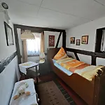 Apartment Zimmervermietung Leuba