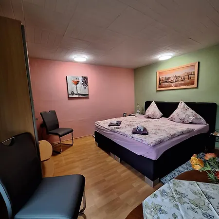 Lägenhet Zimmervermietung Leuba Ostritz